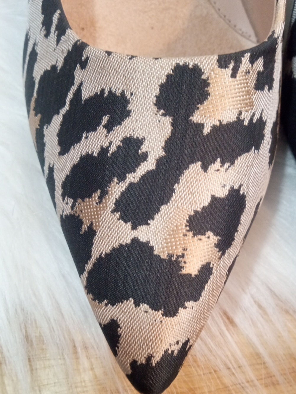 COLE HAAN  THE GO TO PARK PUMP - Picture 4 of 11